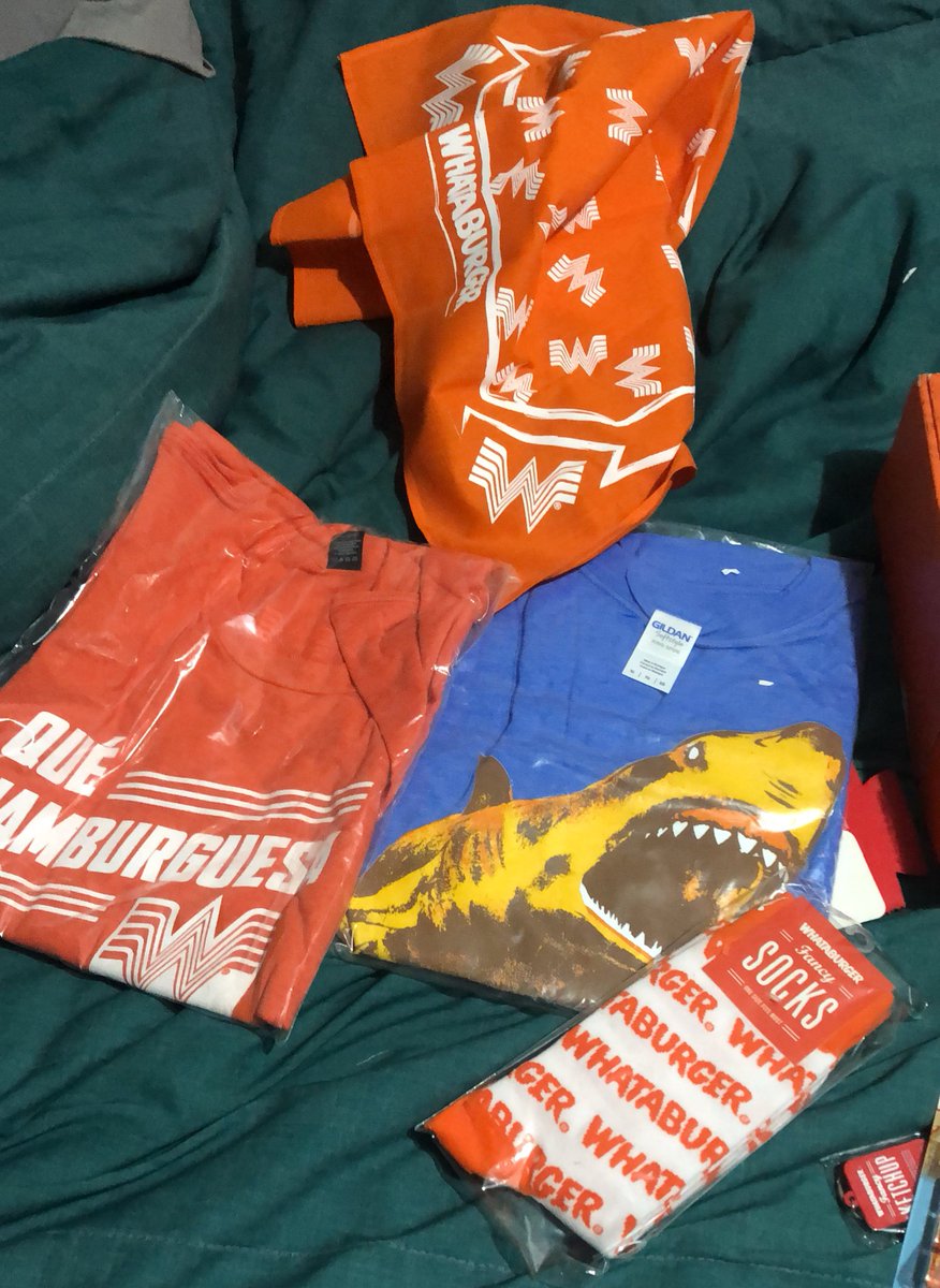 victalex1's tweet photo. Estaba en la peda y se me ocurrió agradecerle a @Whataburger por sus ricas hamburguesas, el resto es historia.... https://t.co/uUANnr1s80
