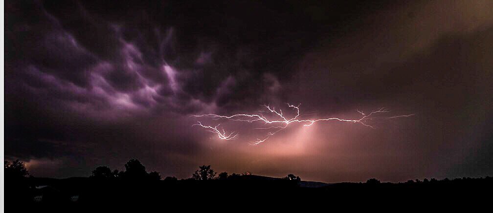 GBakner's tweet photo. @WeLoveWeather This weeks storms in Pennsylvania #LightningStrikes https://t.co/U1GoM71b9Q