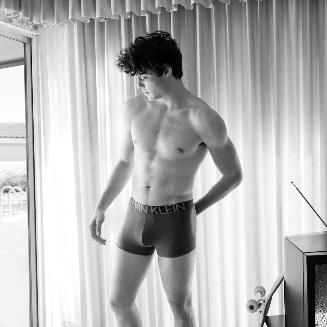 𝗌𝗈 𝖺𝗅𝗅 𝗆𝗒 𝗅𝖺𝖽𝗂𝖾𝗌 𝗌𝖺𝗒 ‘𝘩𝘦𝘺 𝘩𝘦𝘺, 𝘩𝘦𝘺 𝘥𝘢𝘥𝘥𝘺’