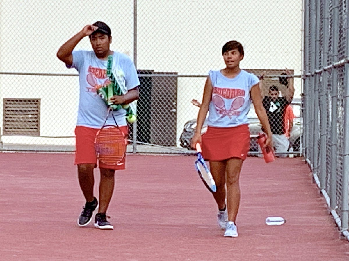 hugarte_SHS's tweet photo. Our ferocious Bulldogs fought hard an fell a bit short of winning against JM. Hanks High!  #shsbulldogs #shstennis  #socorropride #bulldogpride @MBezemek_SHS https://t.co/na6YIdqJdG