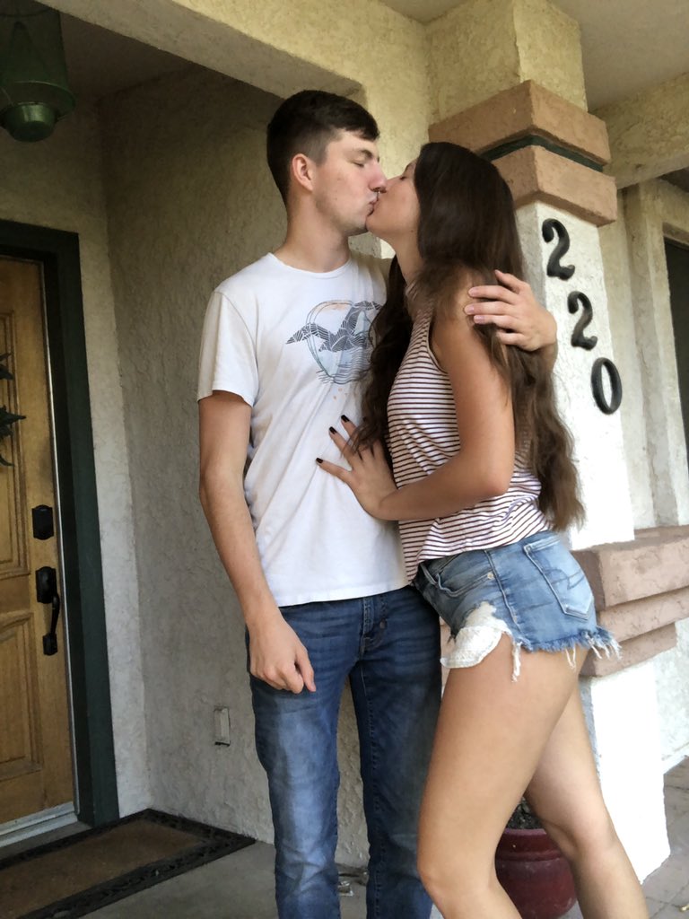 ocean_locher's tweet photo. Only been gone a couple days and I’m missing him like crazy 😪 #bringethanback https://t.co/YhUrbuLx05