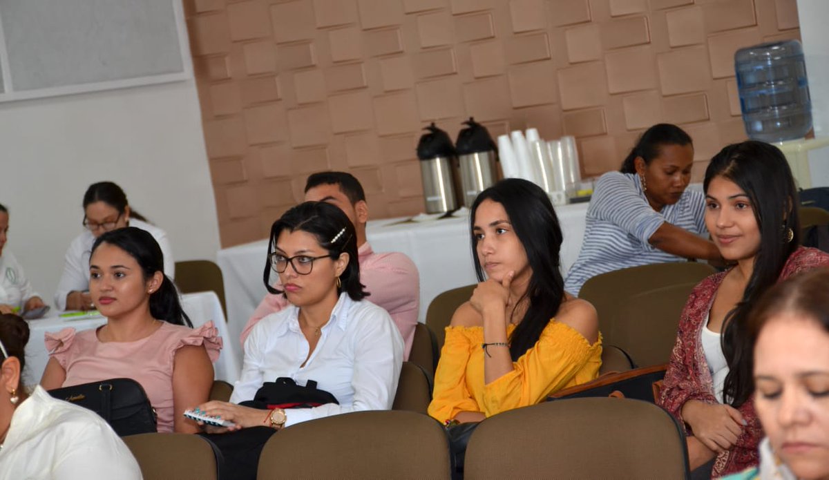 Unicordoba_Col's tweet photo. En el hotel #ParqueDelSol, se realizó el Simposio Internacional Emprendimiento por el conferencista #LuisRebolledo. Evento organizado por Vicerrectoría de Investigación y Extensión para #ComunidadUniversitaria con el fin de profundizar el nivel de emprendimiento de la Institución https://t.co/oC8TzIfRik