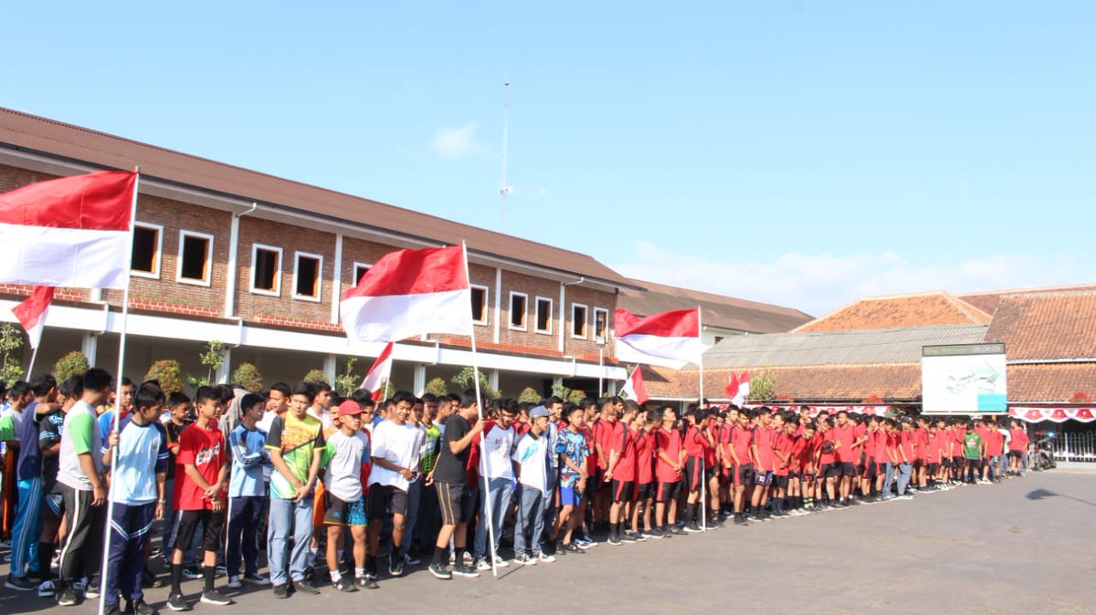 mochsofwan's tweet photo. #JalanSehatYPPTYess https://t.co/PEg5clJjQU