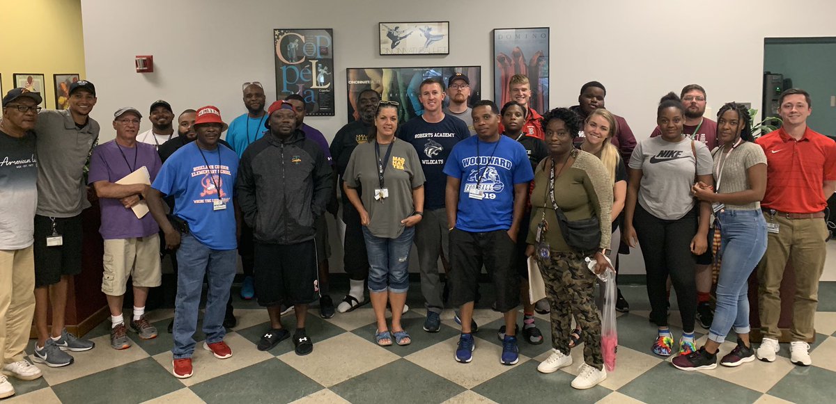 iamcpsathletics's tweet photo. Great meeting today with the @IamCPS JR. High Football and Volleyball coaches. We talked about the great IMPACT these leaders have on our students and how important they are to our district! Have a great season! #progressandimpact #iamcps https://t.co/D8w3j83wv6