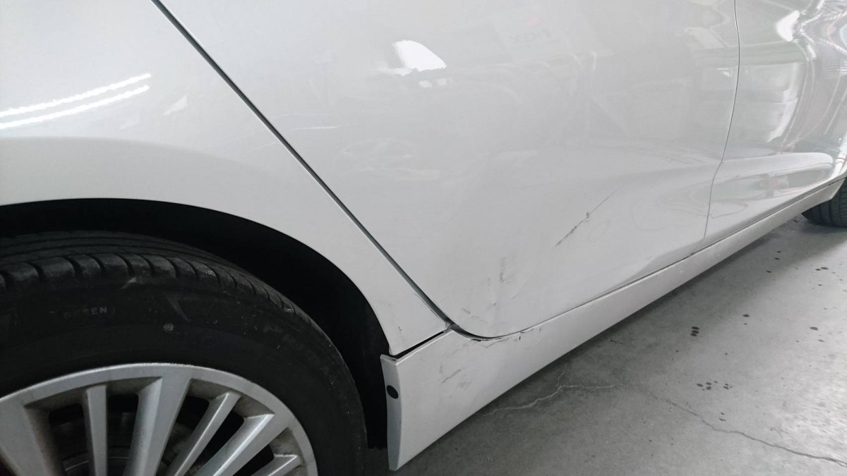 ট ইট র 板金塗装 ガレージローライド Bmw 218i 右リヤ部事故 板金 塗装 修理 車両 保険 東京都日野市よりご来店のお客様です 現在ドア交換作業中です T Co Ipqxpk06xr ガレージローライド Bmw 218i 輸入車 車両保険 輸入車修理 輸入車 ট ইট র 板金塗装 ガレージローライド Bmw 218i 右リヤ部事故 板金 塗装 修理 車両 保険 東京都日野市よりご来店のお客様です 現在ドア交換作業中です T Co Ipqxpk06xr ガレージローライド Bmw 218i 輸入車 車両保険 輸入車修理 輸入車