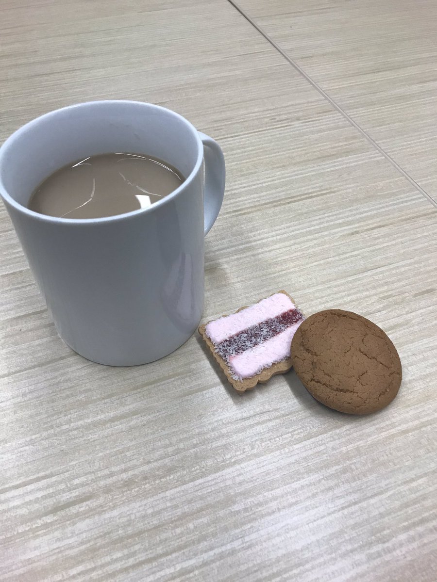 shilpa_jes's tweet photo. This is how we roll in our #dialysis meeting #icedvovo #gingernuts #multidisciplinary team meetings make the world go round @NephMcDonald @belstallard @mcm627 @dr_phil_clayton @ANZDATARegistry https://t.co/rmtcjyCHfN