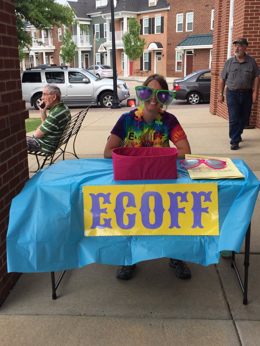 EcoffLibrary's tweet image. It was great to see the Ecoff family back together again for our annual Chester Library party! @EcoffElementary #ccpslibraries