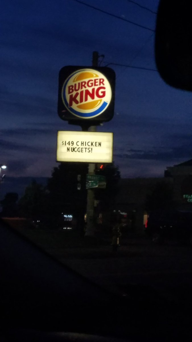 StoecklSandy's tweet photo. Wow the price of nuggets has really gone up! https://t.co/Lxq5PpCQ0x