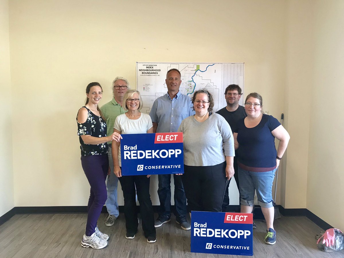 BradRedekopp's tweet photo. Got the keys to the new office!
Now the hard work begins!
.
.
#bradredekoppyxe #letswintogether #conservative #conservative2019 #sasktoon #saskatoonwest #federalelection #yxe https://t.co/XC9f09Uk0C
