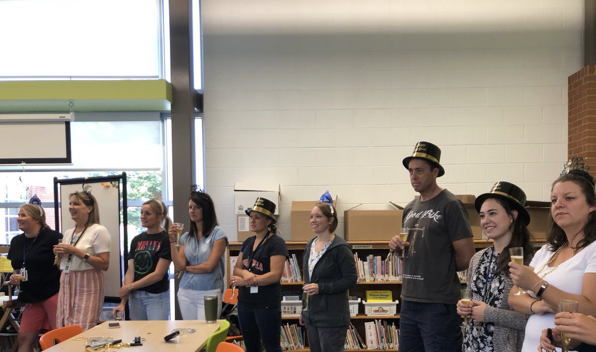 educateju's tweet photo. Countdown to a NEW YEAR! Thrilled to share this year with this wonderful crew. Cheers to a wonderful year. ❤️💥#cantwaitforkids #HappyNewYear @WESBearTracks @kristenmwilliam https://t.co/5JpEbaKaMy