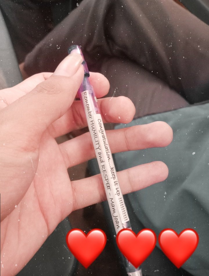 _ckkyyy's tweet photo. Flex ko lang Gift sakin ng Animation Teacher ko. 😍
Thankyou Ma'am😘 I'll Promise na sa susunod na exam tataasan kopa po hehi.😍 https://t.co/FEffQdkosO