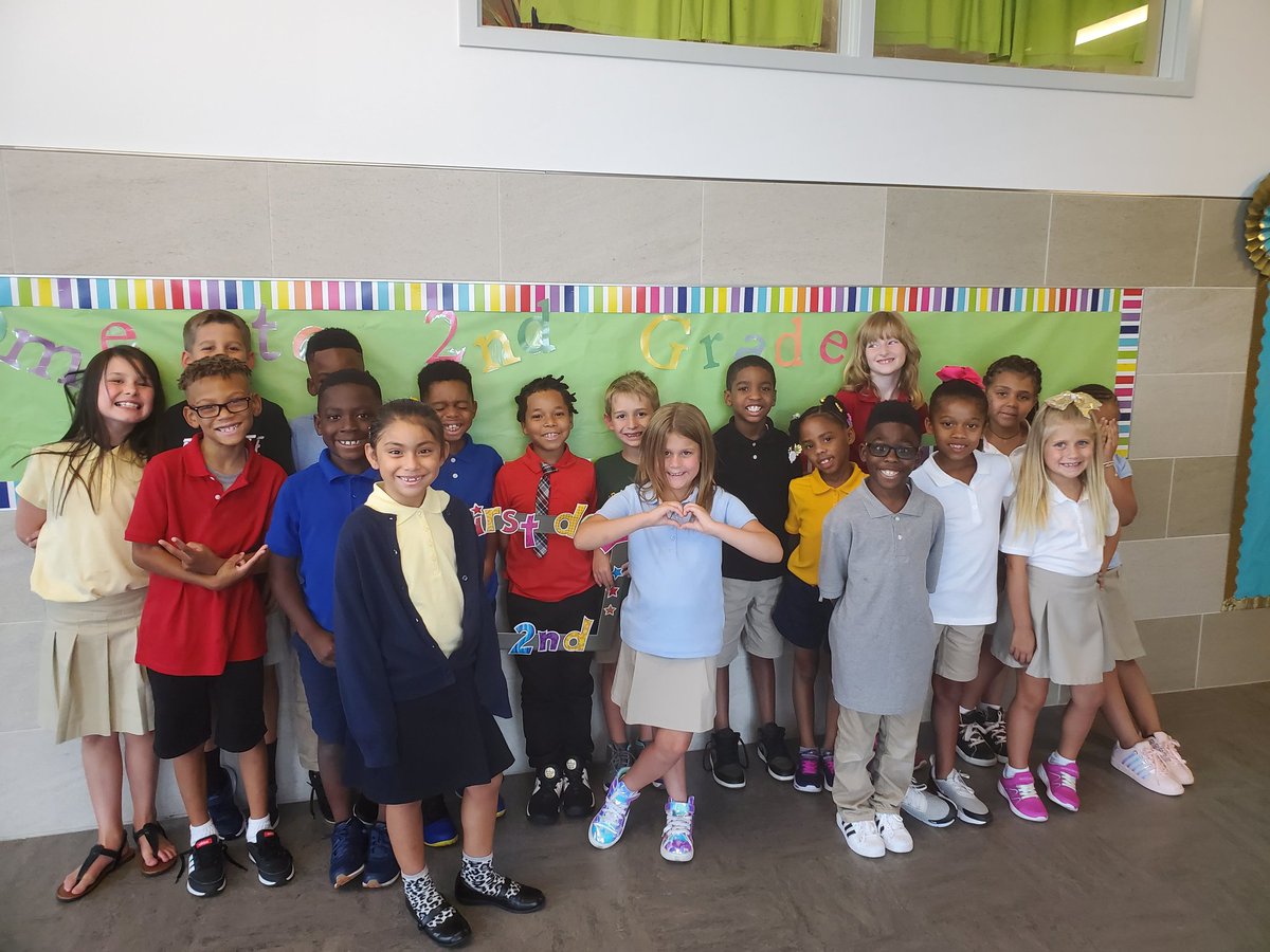 Donabesherse's tweet photo. We had a great first day in 2nd grade! @CISDDietz #thisisDietz https://t.co/h6FQS91LCj