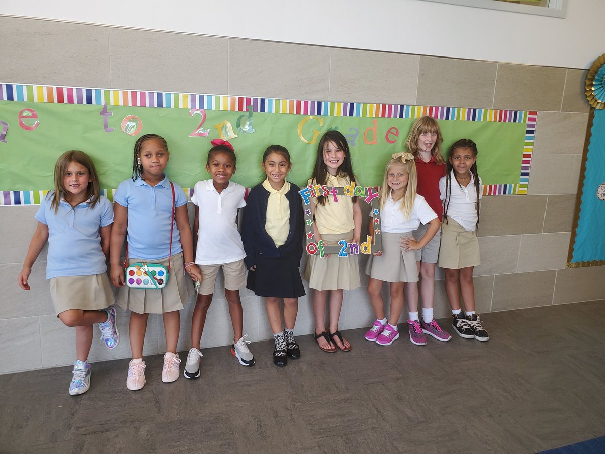 Donabesherse's tweet photo. We had a great first day in 2nd grade! @CISDDietz #thisisDietz https://t.co/h6FQS91LCj