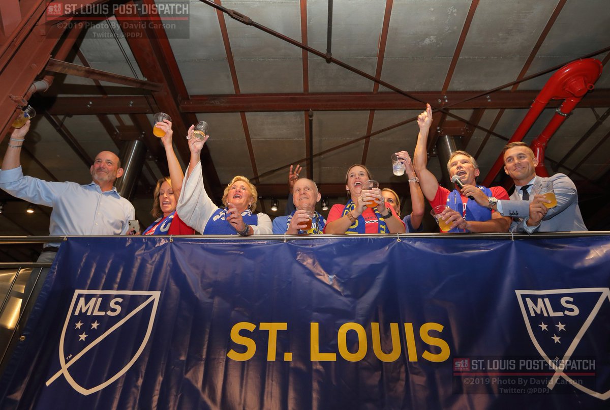 PDPJ's tweet photo. 'The moment has arrived:' St. Louis will get 28th MLS team New owners have a beer with fans in the Grove, fans chant, cheer and party https://t.co/b2hHn5xge4 via @stltoday https://t.co/WLXrs6Egmi