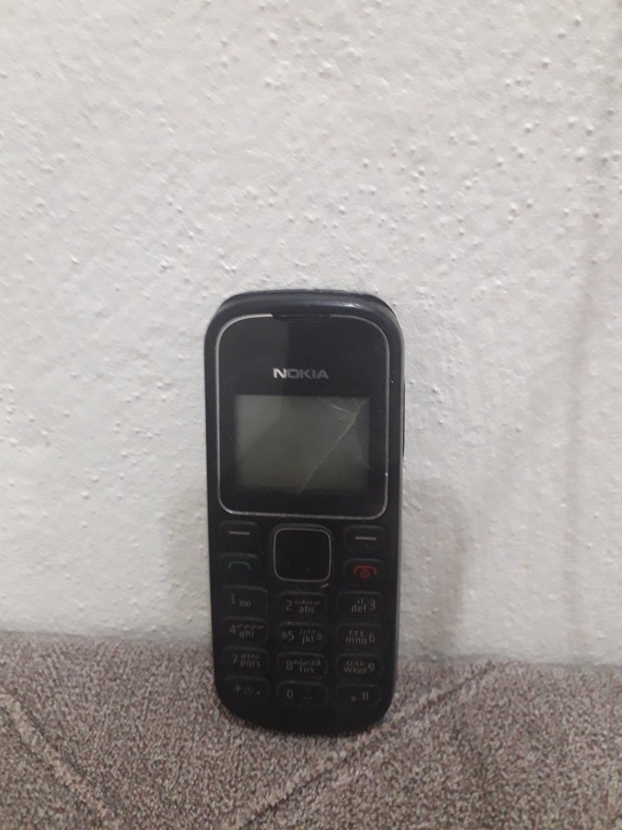 هذا اجمل وأغلى شي احتفظ به 
((( رحمك الله وغفر الله لك ياأبي 💔💔)))