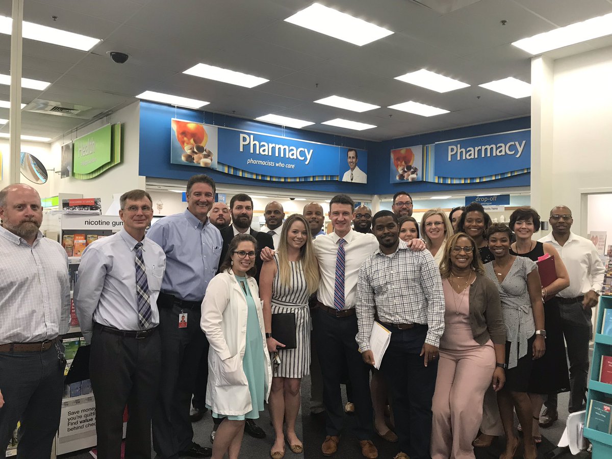 KevinAStorm's tweet photo. Impactful Region 51 meeting today as a store visit in Baton Rouge!  We saw great collaboration and sharing of ideas!  Great job team!  #SVTcomplete #wearegrowing #geauxregion51 #9CarePassEnrollmentswhilewewerethere https://t.co/dXmdvBEgIh