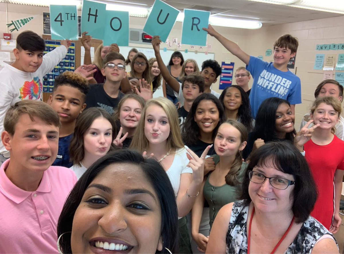 RaseenaJacob's tweet photo. Back to school, but first.. let’s take a selfie !! These are a few classes from #day1 .. Look at all those personalities !!! I’m so excited to get to know each of them !! #backtoschool #selfies #teach180 #NewTeacherJourney https://t.co/p2fXkGKfQX