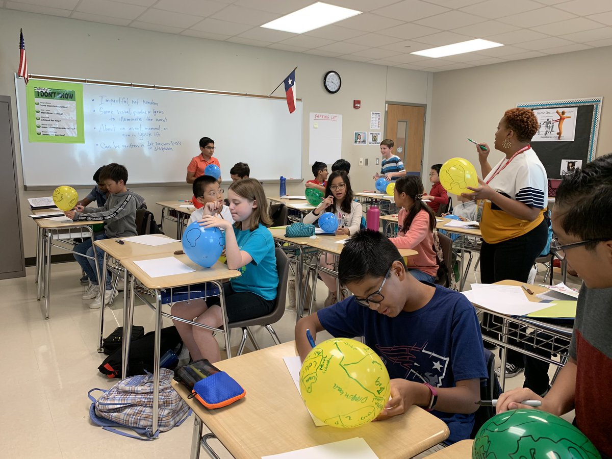 RpjhSS's tweet photo. A few more snippets of six grade learning about geography through hands on activities. #socialstudies @RodeoPalms https://t.co/WtGs8yBogh