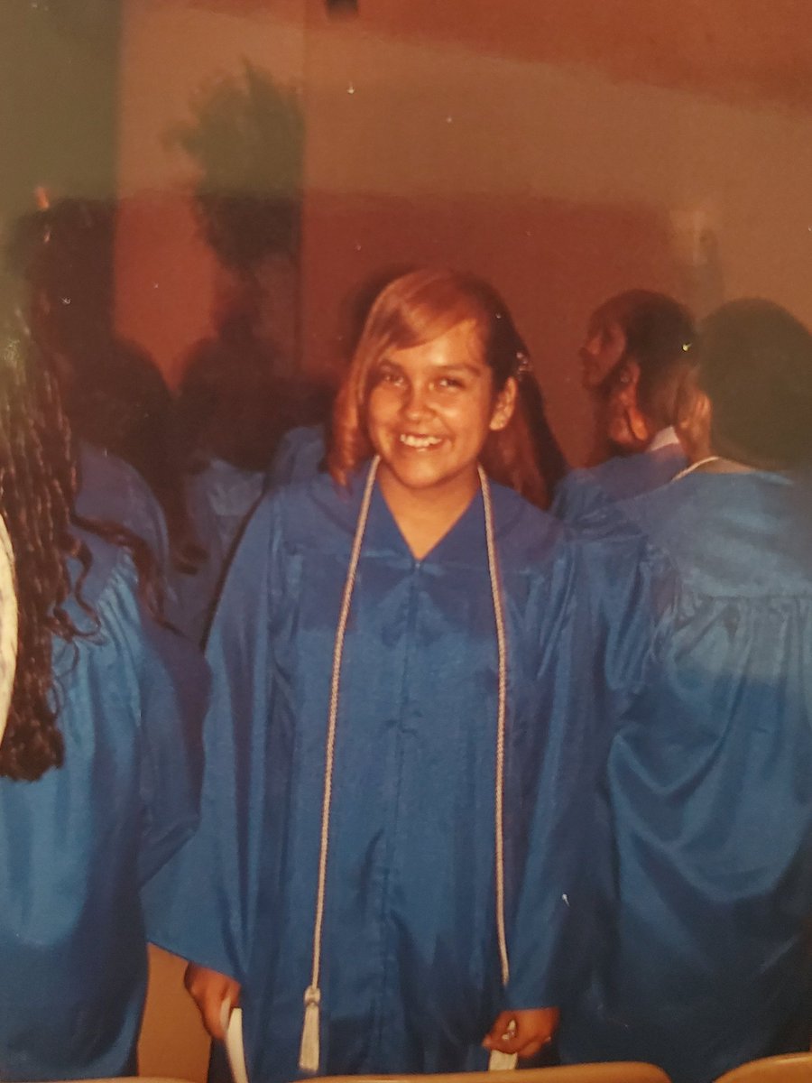 shushkookz's tweet photo. First day of school was always so scary! But imagine what it must be like to start school while living without a home. I volunteer with School on Wheels to tutor and support homeless students and make sure their first day of school isnt their last! #GotTheirBacks https://t.co/WrxWhjJsCc