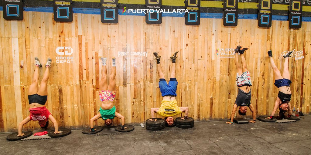 PuertoVallarta's tweet photo. Este fin de semana se llevó a cabo en #PuertoVallarta: "A Day with Tia Clair", donde @TiaToomey, tricampeona en los Crossfit Games 2019, conocida también como "the fittest woman on earth", impartió un seminario y una charla para compartir su experiencia como atleta. https://t.co/eXrKDPbqAk