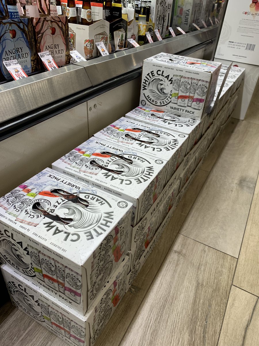 tiburonissues's tweet photo. The local Nugget stocking up for Redwood back to school days https://t.co/uFHcxDUp2j