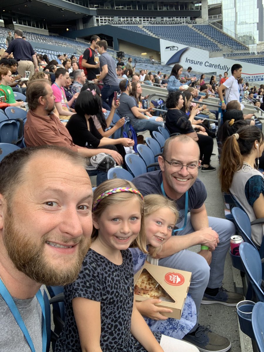 Ready to rock! <a href="/katyperry/">KATY PERRY</a> #bepeculiar #postprimedayconcert