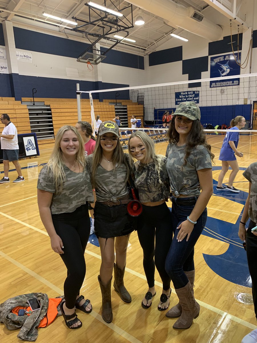 AHSPEPCLUB2020's tweet photo. LADY MARLINS WON THEIR FIRST GAME 3-0!!!! Sorry you can’t see us in these photos because we are camouflaged!!🍃🤠 https://t.co/dibGRSrYH9