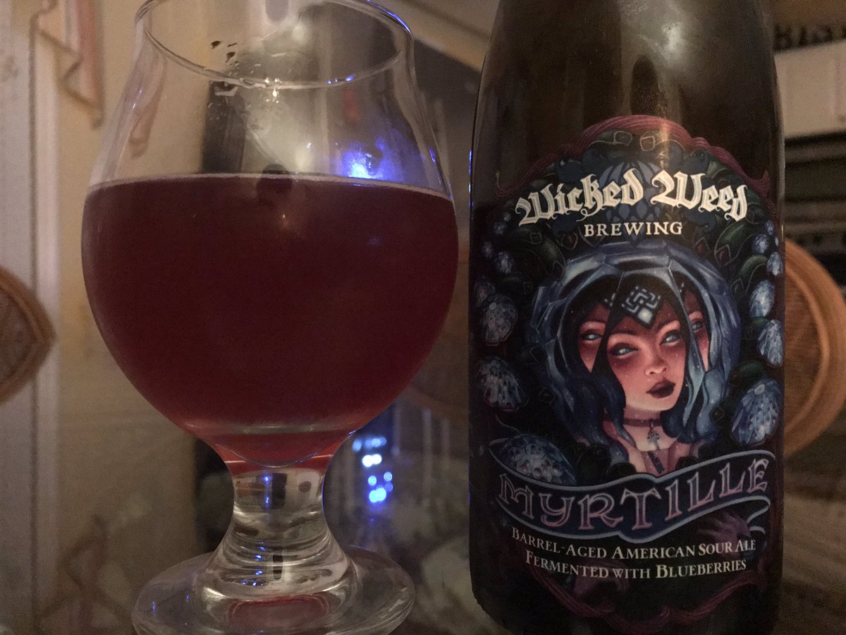 RVABrew's tweet photo. Enjoying Myrtille, a barrel-aged American sour ale fermented with blueberries, from @wickedweedbeer. @TheFamilyBeach #CraftBeer #BeachBeer #NCBeer #sourbeer https://t.co/FNunAm1h5N