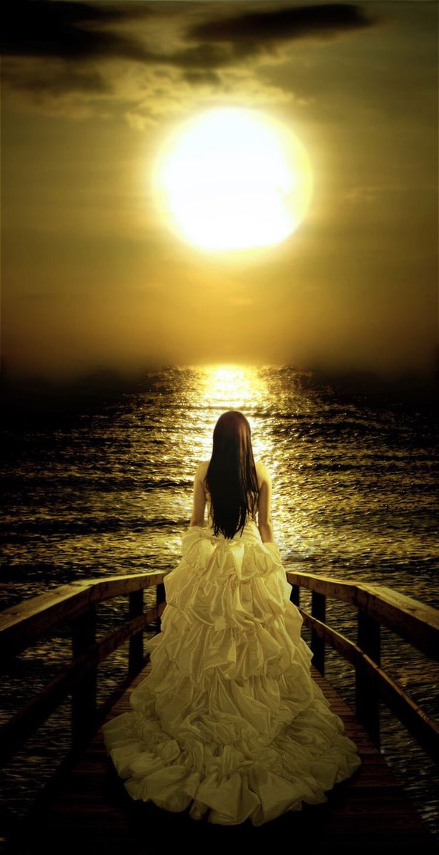 خاو #الخوي اللي عن الناس يغنيگ
خوة وفاء ماهي بخوة وناسسسه

 اللي على عسر المواقف يصصافيگ
 لا شافگ #ضايق ماصد عنگ براسه
#الريييم