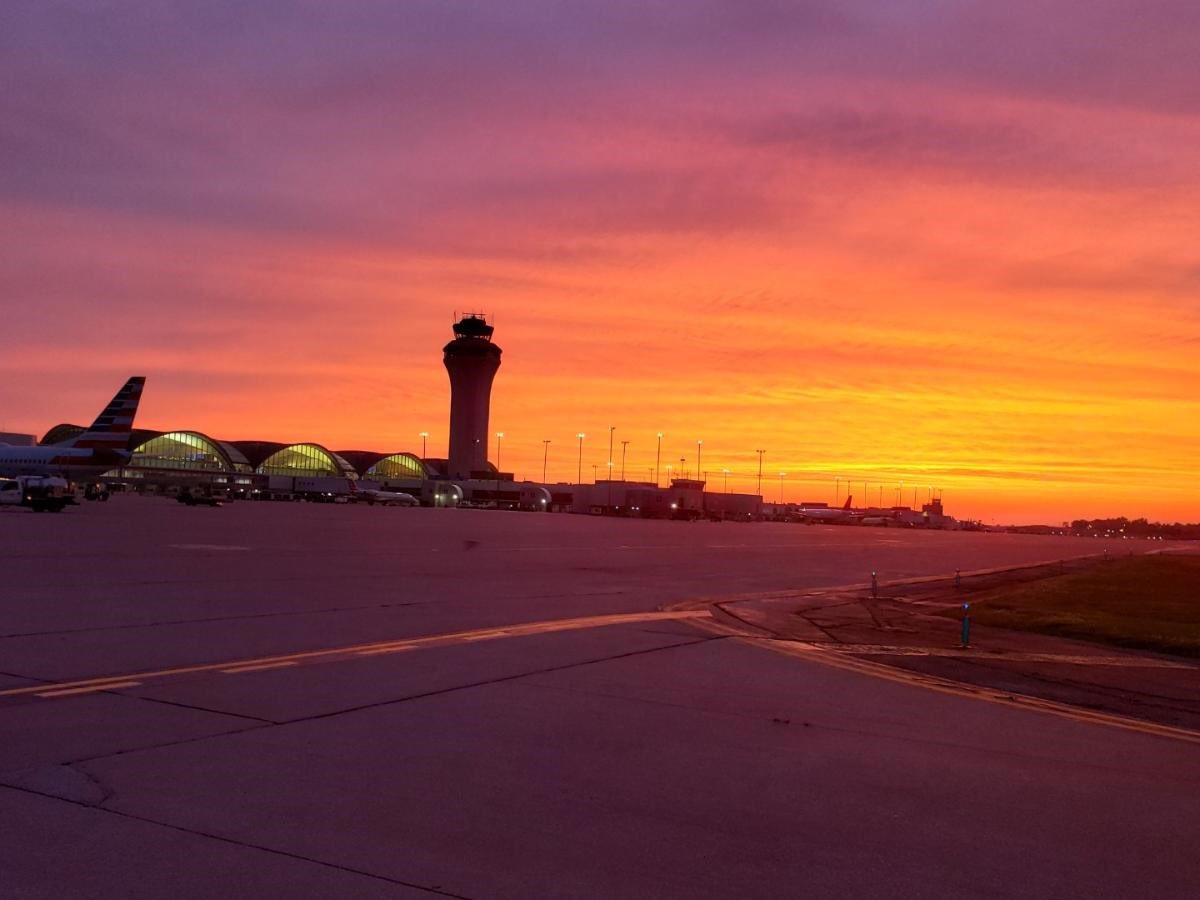 flystl's tweet photo. Of course we were #blessed with a beautiful sunset on the evening of the @MLS coming to #STL announcement. #MLS4THELOU ⚽️ #flystl @MLS4theLou #stlwx #stlsunset 

📸: J. Murphy https://t.co/iOMV3s9wbO