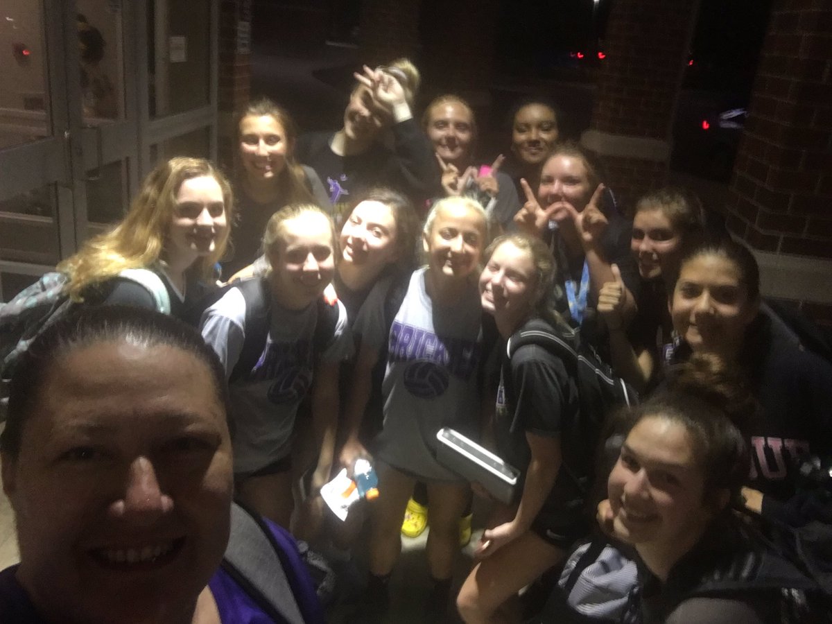 BrickieVBall's tweet photo. Lady Bricks with a win against Portage in 3!!! First win of the season! https://t.co/CZ3jxNxwVZ