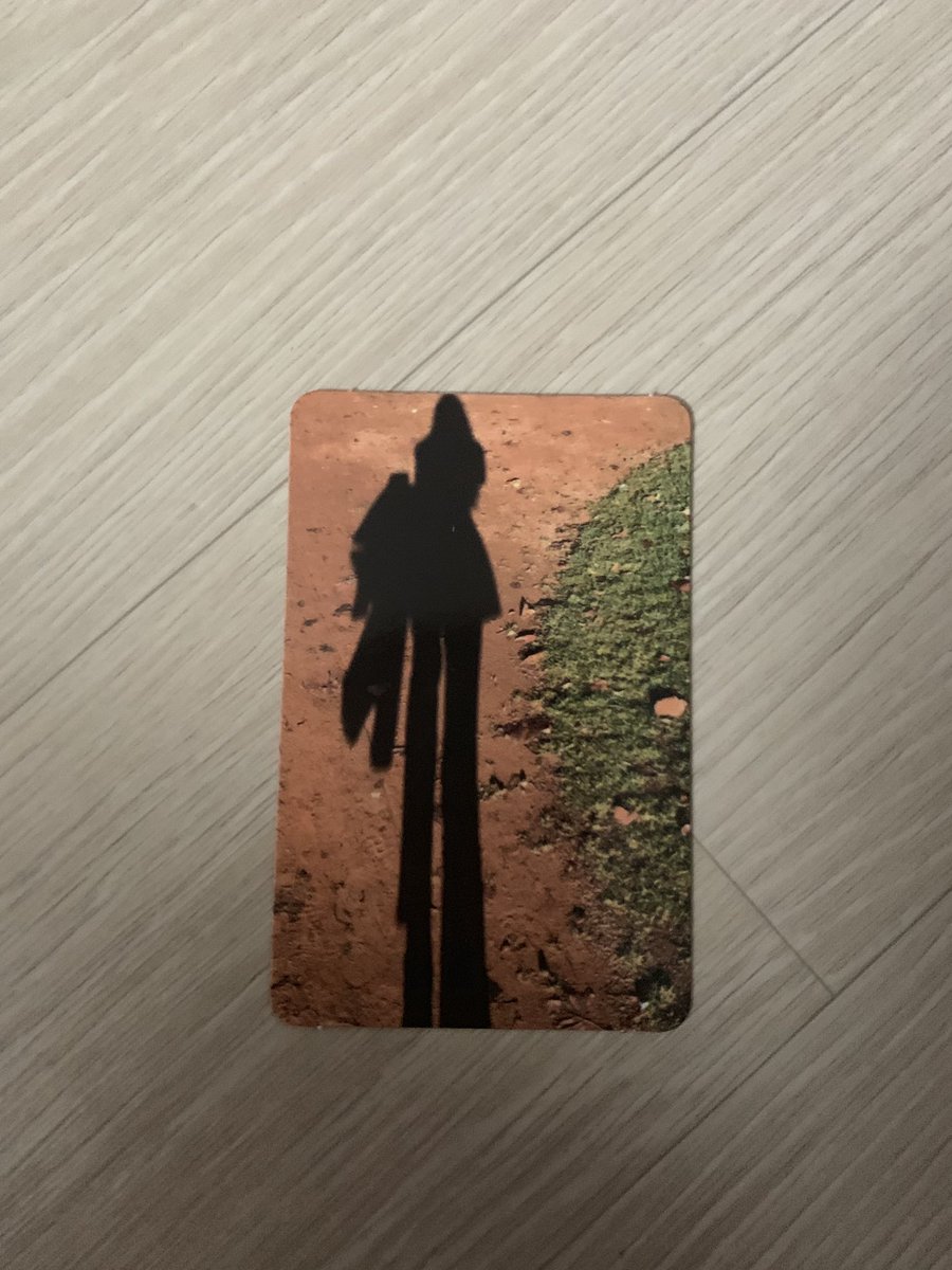 Sophie ミ One Of Irene S Pcs Is A Picture Of Her Shadow On A Road Because Her Message On The Pc Is Let S Walk Together Happily I Hate Her So