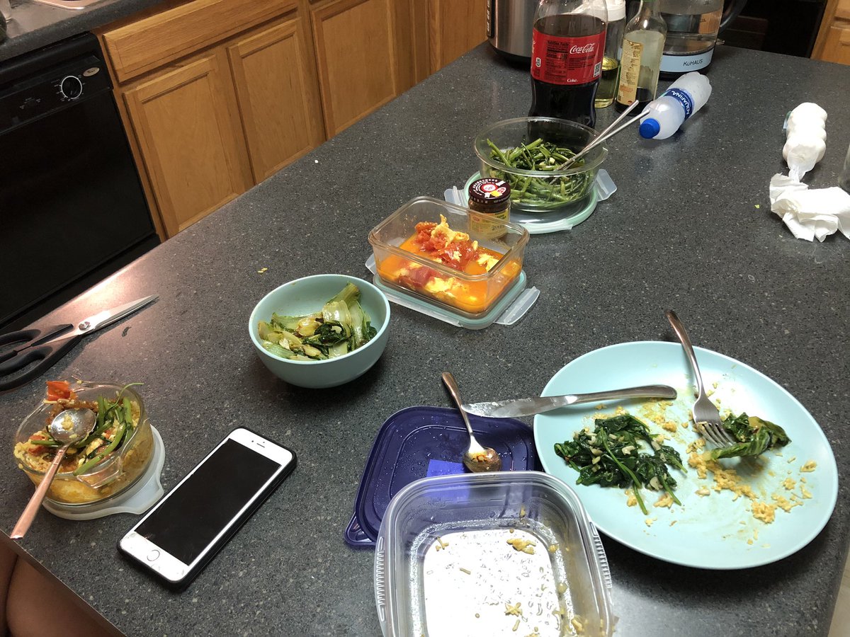 bone_app's tweet photo. VEGETABLE! REHEATED RICE! 
T O M A T O ! JAR OF PICKLED RADISH! ICE BLOCK WATER BOTTLE! https://t.co/GVmS3Dspst