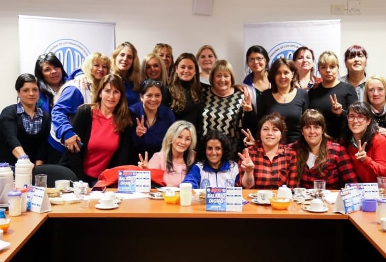 elitafabre's tweet photo. #Hoy encuentro de la mesa “Compañeras Sindicalistas” en #Apops construyendo la unidad del movimiento obrero!
#CompañerasSindicalistas
#SomosApops https://t.co/KQaAb0gXDD