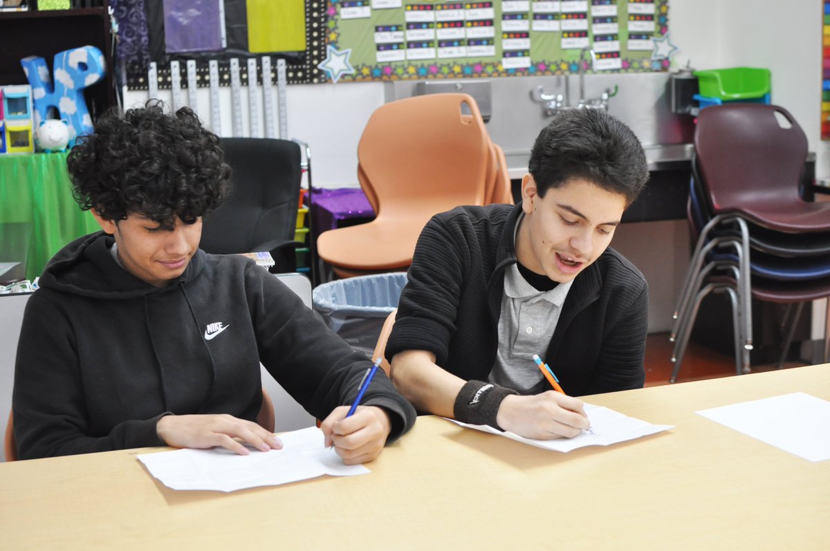 puccalsechs's tweet photo. The 2019-2020 school year has begun! We're looking forward to another amazing year! Take a look at some photos from the first day of school. #pucschools #charterschools #firstdayofschool #northeastla #nela https://t.co/CrAf7KDqHc