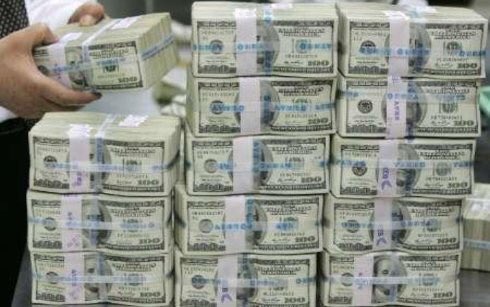TravisHelton10's tweet photo. I’m a legit sugar daddy.Daddy is waiting for 30 babe to spoil with money, i do not want sex or nude pic . $5,000 USD is available for the first 10people who like /follow, retweet and Dm #sugarbabyneeded Text me on kik sugarbabywanted1 https://t.co/27SPQEGfVM