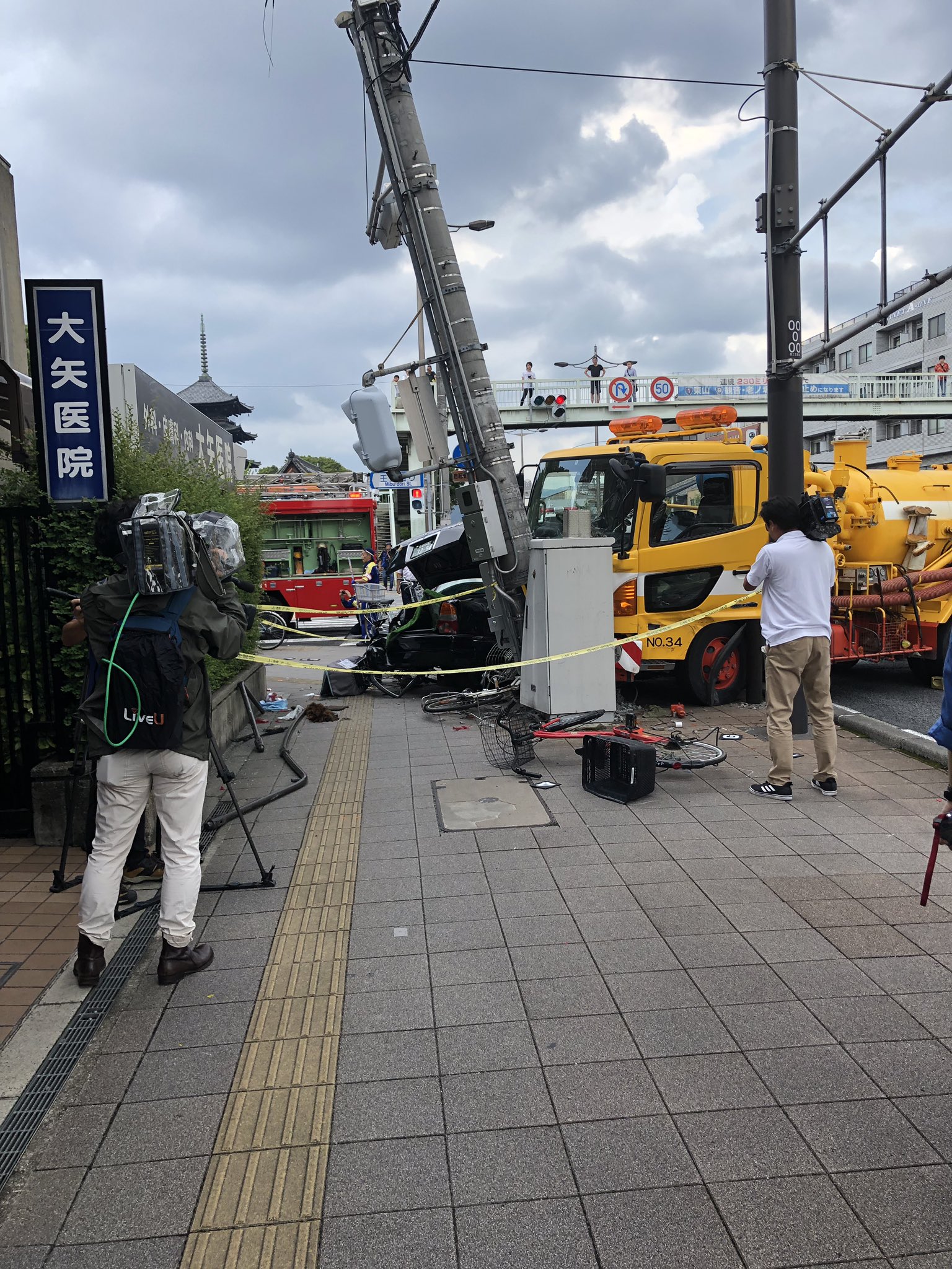 京都市南区の国道1号で7人が死傷を負った衝突事故の現場画像