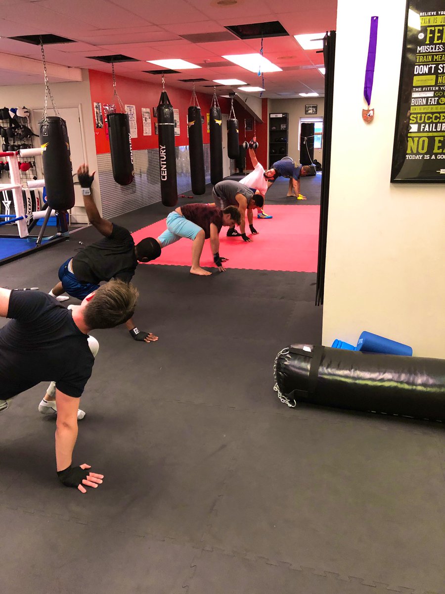 RobsFightClub's tweet photo. Two of our studios at RFC! #Kickboxing downstairs and #boxing upstairs! #shareyourstudio @patreon https://t.co/rxuQaV8xDT https://t.co/oqlsD5FAwt