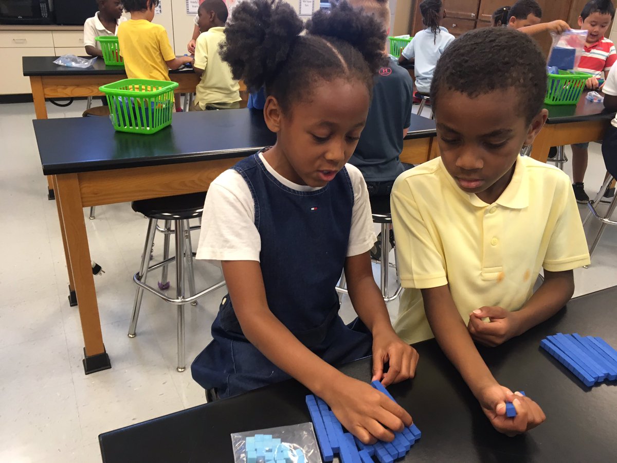 Sims First Grade Scholars Rock in the Math Lab #using base-ten blocks to count to 120 and above #mathchallenge #youngmathematiciansatwork <a href="/dl_sims/">D.L. Sims Elementary</a> <a href="/RockdaleSchools/">Rockdale County Public Schools</a>