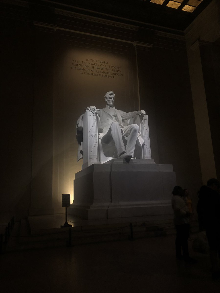 brook830's tweet image. D.C. never fails to amaze me! 😍