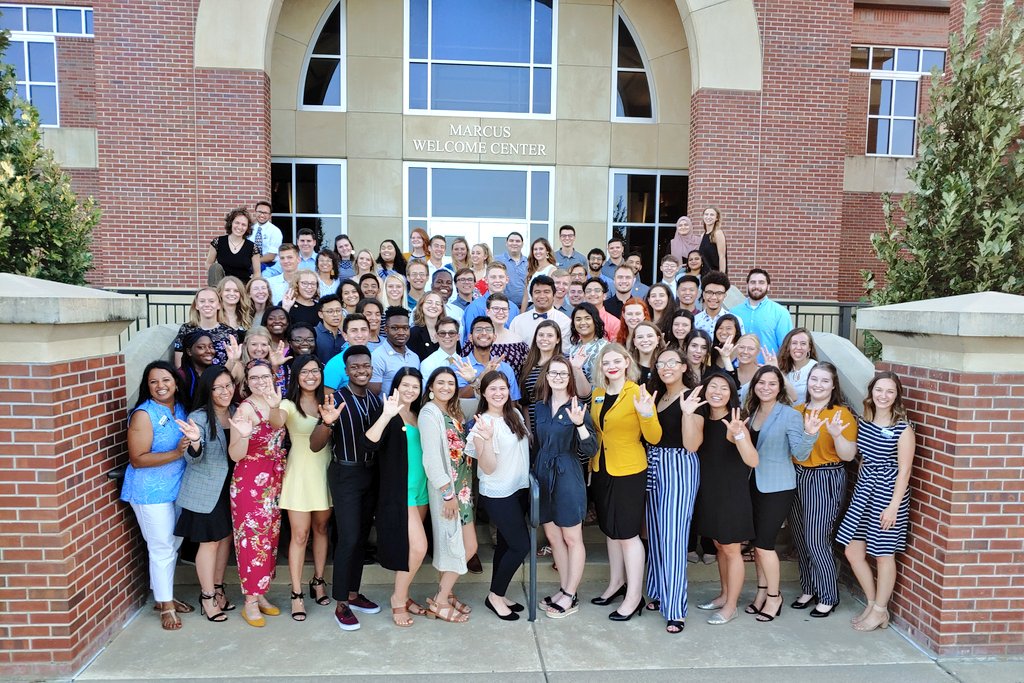 wheatweet's tweet photo. These bright, passionate &amp; energetic student leaders are dedicated to giving back to the university through their creed, "Loyal Service Through Shocker Spirit." The Student Ambassador Society is a vibrant &amp; unmatched force. We're honored to have them in the admissions family. https://t.co/72DVkv5C3b
