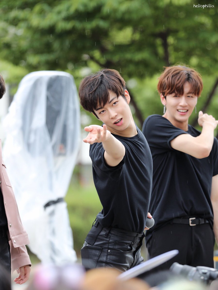 Youngbin out there being the epitome of "the crazier you are, the more I love you and the more precious you are to me"