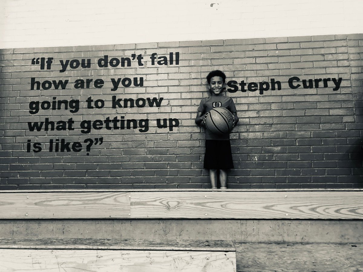 urbanboujeelife's tweet photo. So I hear @StephenCurry30 is in town... I have a 7 year old who is for sure your biggest fan and would love to meet you! #CartersMom #KidAthlete #allheknowsisSteph https://t.co/vhI9bcqj8b