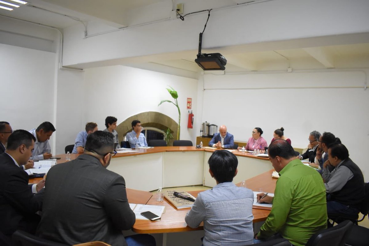 rosaicela_'s tweet photo. En reunión de trabajo con @LaAgenciaCDMX para avanzar en proyectos de #Innovación para la capital #CiudadDeDerechos @Claudiashein https://t.co/gifWTAZIiG