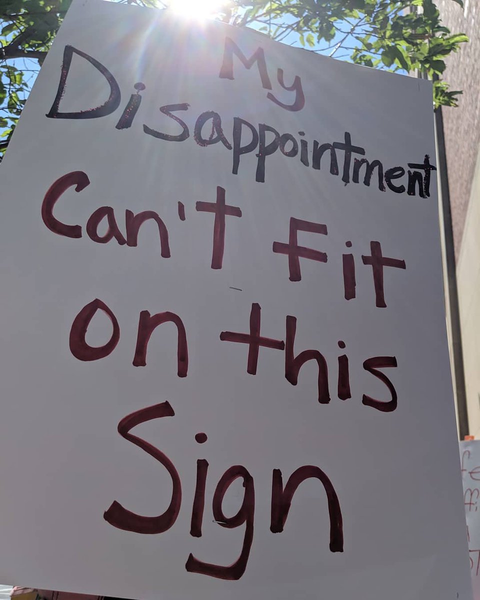 mayouduluth's tweet photo. Proud to stand in solidarity with our local nurses on the informational picket line today! Nurses support us, so we support them! #MNA #mightymightynurses https://t.co/KjJys2fWS6
