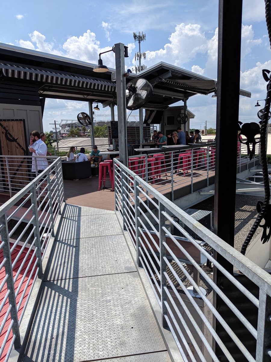 Had a blast in Columbia, SC last week! We decided to check out @RiverRatBrewery and already can't wait to go back! 
Pro tip: their food is just as awesome as the beer! #columbiasc #astronautsauce #southcarolinacraftbeer #southcarolina #colatown #craftbeer #beer #lager #porter