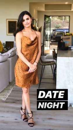 LinzeyReed's tweet photo. #SimplyStunning @Dance10Hayley!  
Have a wonderfully romantic #DateNight @DerekHough with your #PrettyBrunette.   
Give her 🤗s  and😘s from all of the #Slayley fans.
We  ❤️ #HayleyErbert! https://t.co/yUrm06z4uC