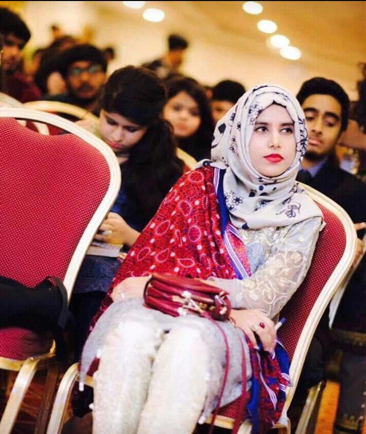 GhareeebAadmi's tweet photo. I did not use to Believe in "Love at 1st sight"...
.
Untill i saw Her ❤❤❤
#Crush #DrSahiba #SheIsBest #Ganok https://t.co/YgeuFcL36N