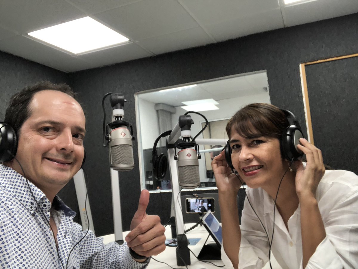 demiandu's tweet photo. Vamos al aire en #RadioLobos 103.5 FM en Hermosillo @brisarz y su servidor, hoy tenemos de invitado a @JavierCTMSonora https://t.co/oCCaKiRYAS