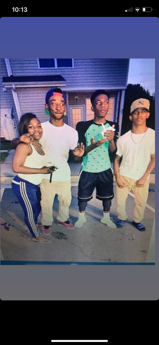 missparkerrrrrr's tweet photo. Love you cus ❤️🤞🏾 #longlivepnut https://t.co/KyV1oRwqWS